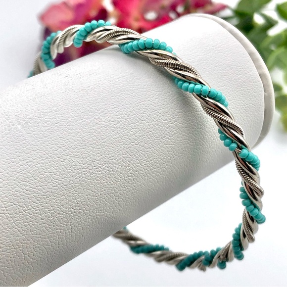 Silver Tone Twisted Blue Seed Bead Bangle Bracelet - Picture 3 of 11